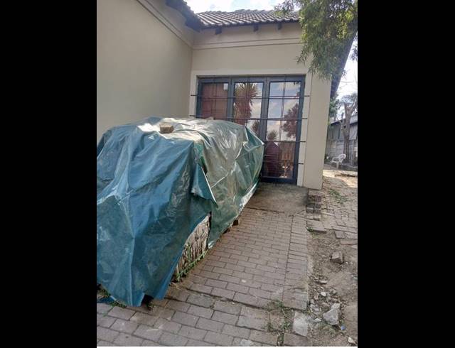 4 BEDROOM HOUSE FOR SALE IN VORNA VALLEY